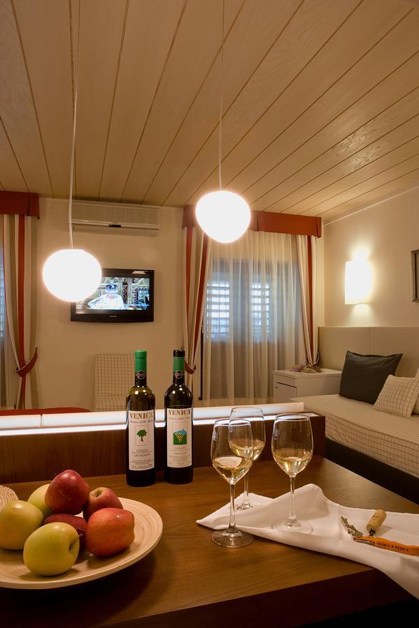 Venica & Venica Wine Resort Dolegna del Collio Buitenkant foto
